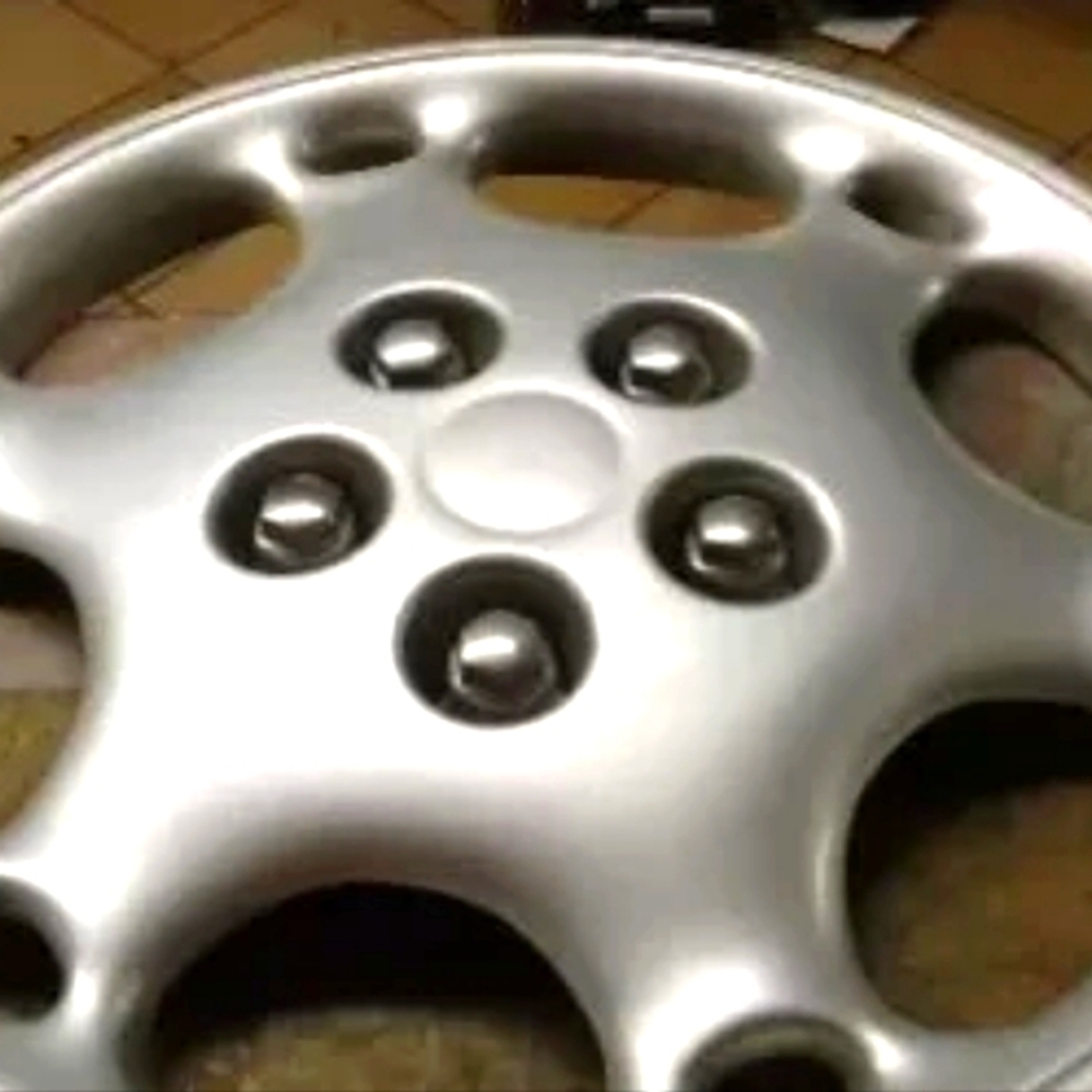 (4) 15" Hubcaps